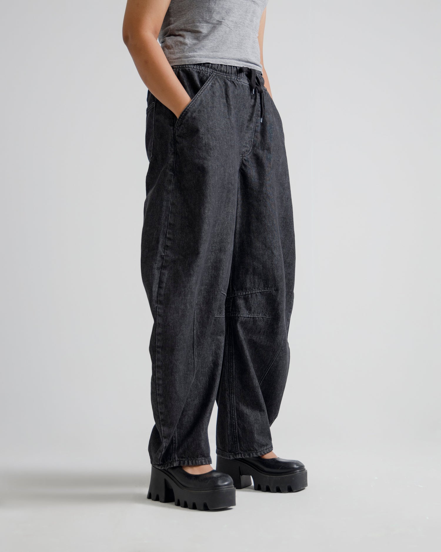 Type 2: 8 Dart Denim Trousers (vintage black)